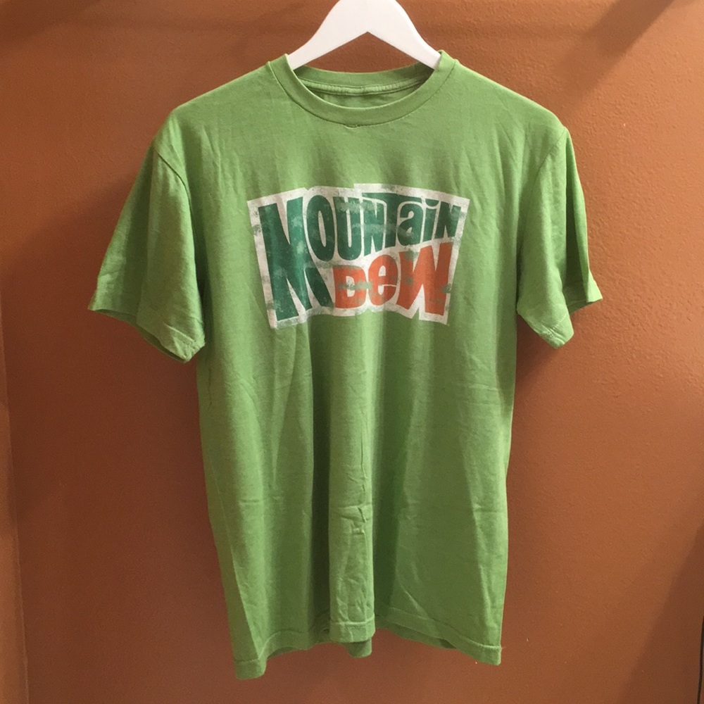 Men’s green Mountain Dew t-shirt Sz. Lg